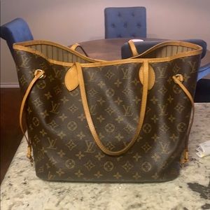 Louis Vuitton Neverfull MM